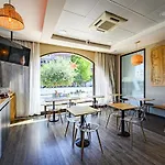 מלון Gascogne 2*
