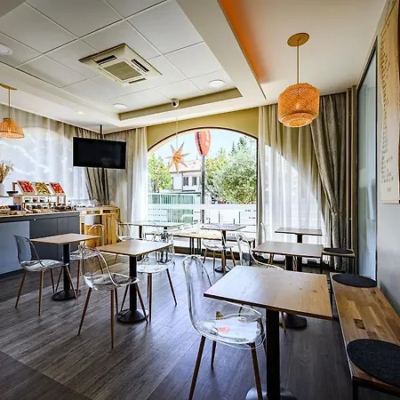 酒店 加斯科尼酒店 2*